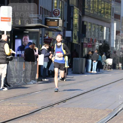 06.10.2024 - 19. swb-Marathon Bremen Strokosch-Dieckow http://msf.ph/oto/7368849 06.10.2024 10:35:15 Laufen 7098 meine-sportfotos.de