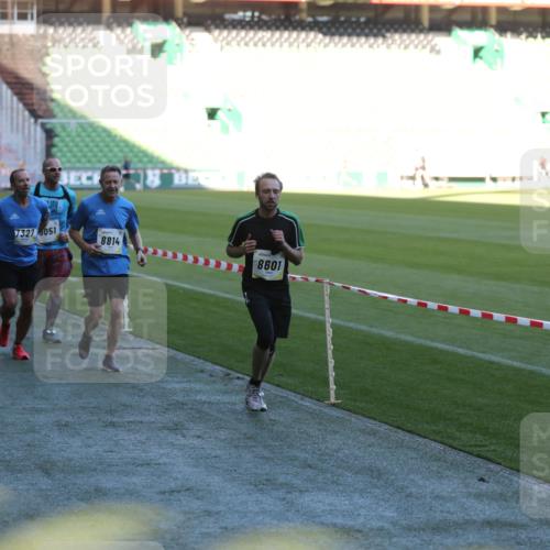 06.10.2024 - 19. swb-Marathon Bremen Yannick Fuchs http://msf.ph/oto/7386597 06.10.2024 10:26:15 Laufen im Stadion 7045, 7141, 7294, 7327, 7403, 7414, 7429, 7433, 7485, 7508, 7771, 7793, 7874, 7978, 8075, 8177, 8192, 8301, 8321, 8376, 8426, 8492, 8555, 8601, 8733, 8775, 8793, 8814, 8913, 8970, 8973, 8996, 8997, 9000, 9034, 9051, 9054, 9061, 9084 meine-sportfotos.de