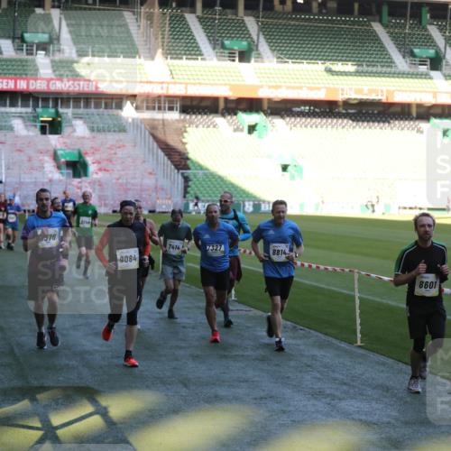 06.10.2024 - 19. swb-Marathon Bremen Yannick Fuchs http://msf.ph/oto/7386657 06.10.2024 10:26:16 Laufen im Stadion 7045, 7141, 7294, 7327, 7403, 7414, 7429, 7433, 7485, 7508, 7771, 7793, 7874, 7978, 8075, 8177, 8192, 8301, 8321, 8376, 8426, 8492, 8555, 8601, 8733, 8775, 8793, 8814, 8913, 8970, 8973, 8996, 8997, 9000, 9034, 9051, 9054, 9061, 9084 meine-sportfotos.de