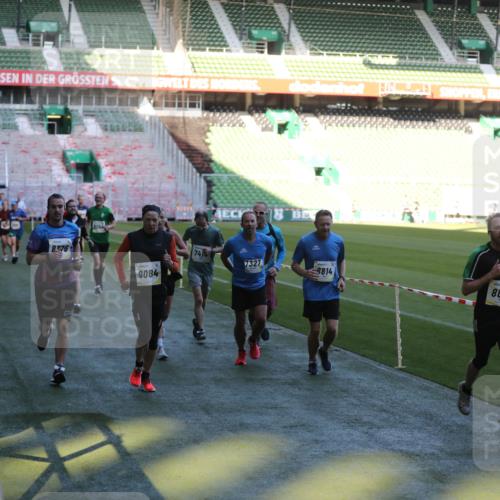 06.10.2024 - 19. swb-Marathon Bremen Yannick Fuchs http://msf.ph/oto/7386677 06.10.2024 10:26:16 Laufen im Stadion 7045, 7141, 7294, 7327, 7403, 7414, 7429, 7433, 7485, 7508, 7771, 7793, 7874, 7978, 8075, 8177, 8192, 8301, 8321, 8376, 8426, 8492, 8555, 8601, 8733, 8775, 8793, 8814, 8913, 8970, 8973, 8996, 8997, 9000, 9034, 9051, 9054, 9061, 9084 meine-sportfotos.de