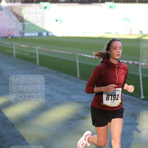 06.10.2024 - 19. swb-Marathon Bremen Yannick Fuchs http://msf.ph/oto/7387149 06.10.2024 10:26:28 Laufen im Stadion 7045, 7141, 7327, 7403, 7414, 7429, 7485, 7508, 7576, 7720, 7771, 7874, 7978, 8075, 8192, 8301, 8321, 8376, 8426, 8452, 8555, 8578, 8601, 8733, 8775, 8793, 8814, 8870, 8913, 8970, 8973, 8996, 8997, 9000, 9025, 9034, 9051, 9054, 9070, 9084 meine-sportfotos.de