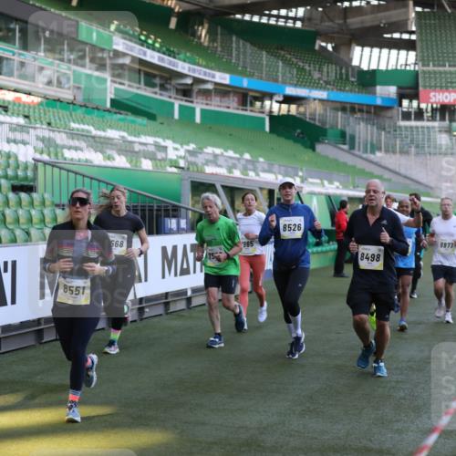 06.10.2024 - 19. swb-Marathon Bremen Yannick Fuchs http://msf.ph/oto/7448747 06.10.2024 10:28:22 Laufen im Stadion 7025, 7041, 7086, 7094, 7095, 7195, 7216, 7217, 7303, 7364, 7402, 7464, 7501, 7511, 7538, 7541, 7568, 7569, 7594, 7697, 7897, 7965, 8067, 8173, 8185, 8261, 8288, 8323, 8334, 8374, 8403, 8405, 8411, 8456, 8488, 8498, 8526, 8551, 8569, 8711, 8716, 8816, 8824, 8827, 8833, 8877, 8891, 8966, 8991, 9040, 9060 meine-sportfotos.de