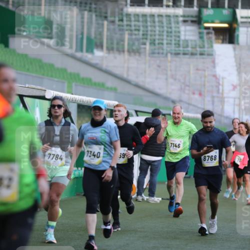 06.10.2024 - 19. swb-Marathon Bremen Yannick Fuchs http://msf.ph/oto/7449020 06.10.2024 10:29:56 Laufen im Stadion 7060, 7061, 7066, 7117, 7146, 7176, 7193, 7194, 7334, 7340, 7361, 7372, 7384, 7412, 7451, 7542, 7620, 7629, 7630, 7696, 7706, 7714, 7752, 7768, 7784, 7800, 7823, 7870, 7931, 7989, 7992, 8001, 8092, 8109, 8215, 8219, 8223, 8290, 8328, 8330, 8332, 8333, 8362, 8424, 8440, 8458, 8465, 8524, 8570, 8575, 8609, 8629, 8639, 8748, 8763, 8767, 8768, 8794, 8803, 8834, 8854, 8869, 8925, 8951, 8954, 9001, 9066 meine-sportfotos.de