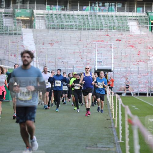 06.10.2024 - 19. swb-Marathon Bremen Yannick Fuchs http://msf.ph/oto/7449033 06.10.2024 10:29:59 Laufen im Stadion 7060, 7061, 7066, 7117, 7146, 7176, 7193, 7194, 7340, 7361, 7372, 7384, 7412, 7451, 7542, 7585, 7620, 7629, 7630, 7696, 7706, 7714, 7752, 7768, 7784, 7823, 7870, 7931, 7989, 7992, 8001, 8109, 8215, 8219, 8223, 8290, 8328, 8330, 8332, 8333, 8362, 8424, 8440, 8458, 8465, 8477, 8524, 8552, 8570, 8609, 8629, 8639, 8748, 8763, 8767, 8768, 8794, 8803, 8834, 8854, 8869, 8897, 8925, 8951, 8954, 9001, 9066 meine-sportfotos.de