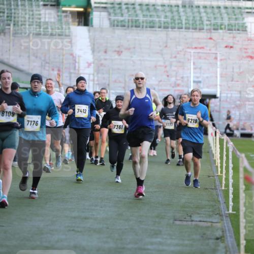 06.10.2024 - 19. swb-Marathon Bremen Yannick Fuchs http://msf.ph/oto/7449052 06.10.2024 10:30:03 Laufen im Stadion 7060, 7061, 7066, 7117, 7146, 7176, 7193, 7194, 7340, 7361, 7372, 7384, 7412, 7451, 7542, 7585, 7620, 7629, 7630, 7696, 7706, 7752, 7768, 7784, 7823, 7870, 7931, 7989, 8001, 8109, 8215, 8219, 8223, 8290, 8328, 8332, 8333, 8362, 8424, 8428, 8440, 8465, 8477, 8524, 8552, 8570, 8609, 8629, 8639, 8748, 8763, 8767, 8768, 8794, 8803, 8834, 8854, 8869, 8897, 8925, 8933, 8954, 9023 meine-sportfotos.de