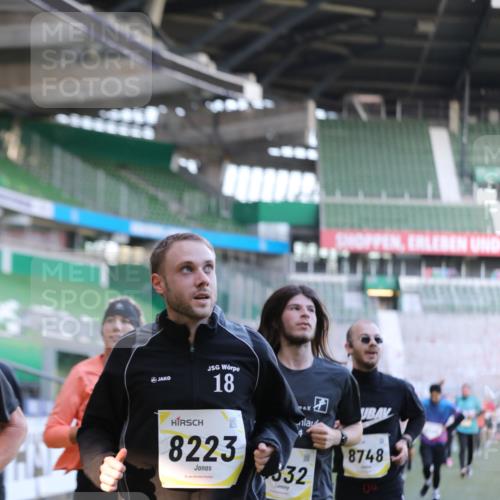 06.10.2024 - 19. swb-Marathon Bremen Yannick Fuchs http://msf.ph/oto/7449087 06.10.2024 10:30:15 Laufen im Stadion 7060, 7061, 7146, 7176, 7193, 7340, 7361, 7412, 7451, 7542, 7585, 7613, 7620, 7629, 7630, 7696, 7698, 7752, 7784, 7823, 7962, 7989, 8041, 8109, 8186, 8219, 8223, 8290, 8328, 8332, 8333, 8354, 8362, 8428, 8440, 8465, 8477, 8524, 8552, 8629, 8639, 8748, 8763, 8767, 8768, 8783, 8794, 8802, 8803, 8834, 8841, 8869, 8897, 8898, 8933, 8954, 9008, 9023, 9065, 9081 meine-sportfotos.de