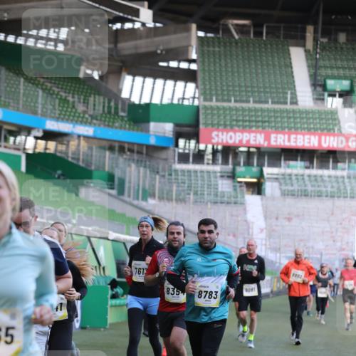 06.10.2024 - 19. swb-Marathon Bremen Yannick Fuchs http://msf.ph/oto/7449120 06.10.2024 10:30:24 Laufen im Stadion 7029, 7053, 7144, 7146, 7176, 7302, 7340, 7361, 7412, 7585, 7613, 7620, 7629, 7630, 7698, 7752, 7784, 7962, 8036, 8041, 8109, 8186, 8219, 8223, 8290, 8328, 8332, 8333, 8354, 8428, 8440, 8465, 8469, 8477, 8524, 8552, 8629, 8639, 8748, 8763, 8768, 8783, 8794, 8802, 8803, 8834, 8841, 8869, 8897, 8898, 8931, 8933, 9008, 9023, 9065, 9081 meine-sportfotos.de