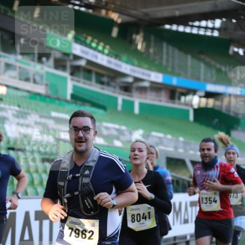 06.10.2024 - 19. swb-Marathon Bremen Yannick Fuchs http://msf.ph/oto/7449124 06.10.2024 10:30:25 Laufen im Stadion 7029, 7053, 7144, 7146, 7176, 7302, 7340, 7361, 7412, 7585, 7613, 7620, 7629, 7630, 7698, 7752, 7784, 7962, 8036, 8041, 8109, 8186, 8219, 8223, 8290, 8328, 8332, 8333, 8354, 8428, 8440, 8465, 8469, 8477, 8524, 8552, 8629, 8639, 8748, 8763, 8768, 8783, 8794, 8802, 8803, 8834, 8841, 8869, 8897, 8898, 8931, 8933, 9008, 9023, 9065, 9081 meine-sportfotos.de