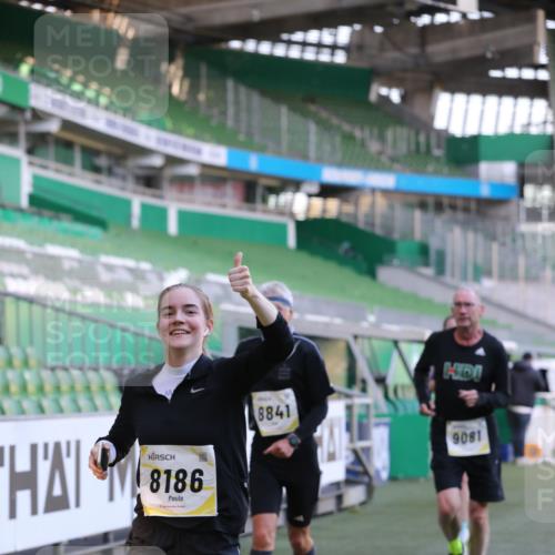 06.10.2024 - 19. swb-Marathon Bremen Yannick Fuchs http://msf.ph/oto/7449138 06.10.2024 10:30:28 Laufen im Stadion 7029, 7046, 7053, 7144, 7146, 7176, 7302, 7361, 7412, 7585, 7613, 7620, 7629, 7630, 7698, 7752, 7962, 8036, 8041, 8109, 8186, 8219, 8223, 8290, 8328, 8332, 8333, 8354, 8428, 8440, 8465, 8469, 8477, 8524, 8552, 8622, 8629, 8639, 8748, 8768, 8783, 8794, 8802, 8803, 8834, 8841, 8869, 8897, 8898, 8931, 8933, 9008, 9023, 9065, 9081 meine-sportfotos.de