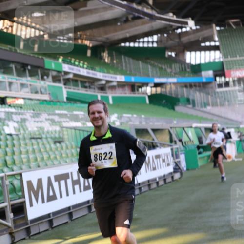06.10.2024 - 19. swb-Marathon Bremen Yannick Fuchs http://msf.ph/oto/7449199 06.10.2024 10:30:45 Laufen im Stadion 7029, 7046, 7053, 7089, 7144, 7213, 7261, 7302, 7458, 7613, 7698, 7962, 8023, 8036, 8041, 8058, 8186, 8245, 8354, 8392, 8428, 8433, 8437, 8469, 8553, 8622, 8674, 8783, 8802, 8810, 8841, 8892, 8898, 8931, 8933, 8960, 8985, 9008, 9023, 9035, 9065, 9081 meine-sportfotos.de