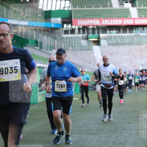 06.10.2024 - 19. swb-Marathon Bremen Yannick Fuchs http://msf.ph/oto/7449215 06.10.2024 10:30:53 Laufen im Stadion 7029, 7046, 7053, 7089, 7144, 7213, 7250, 7261, 7302, 7458, 7698, 7947, 8023, 8036, 8058, 8245, 8354, 8392, 8433, 8437, 8469, 8512, 8553, 8586, 8622, 8633, 8634, 8674, 8717, 8802, 8810, 8841, 8892, 8898, 8931, 8960, 8985, 9035, 9075, 9081, 9119 meine-sportfotos.de