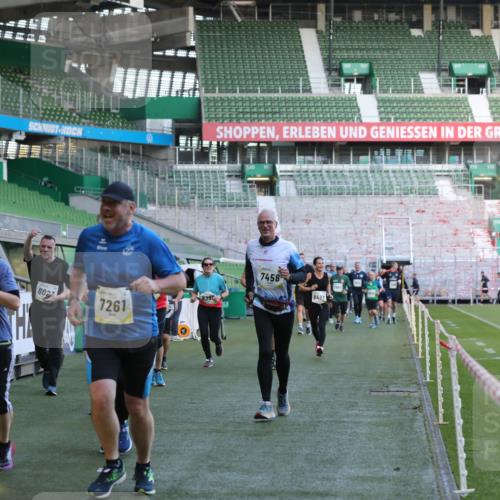 06.10.2024 - 19. swb-Marathon Bremen Yannick Fuchs http://msf.ph/oto/7449218 06.10.2024 10:30:54 Laufen im Stadion 7029, 7046, 7053, 7089, 7144, 7213, 7250, 7261, 7302, 7458, 7698, 7947, 8023, 8036, 8058, 8245, 8392, 8433, 8437, 8469, 8512, 8553, 8586, 8622, 8633, 8634, 8674, 8717, 8802, 8810, 8841, 8892, 8898, 8931, 8960, 8985, 9012, 9035, 9075, 9081, 9119 meine-sportfotos.de