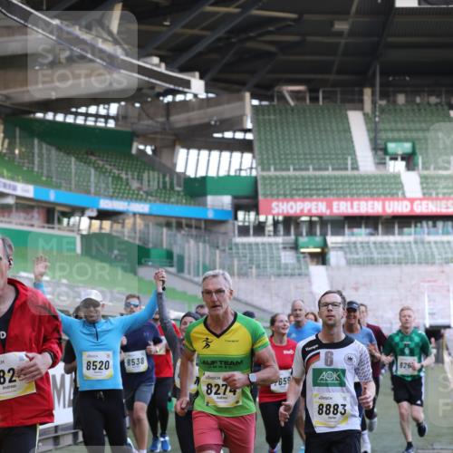 06.10.2024 - 19. swb-Marathon Bremen Yannick Fuchs http://msf.ph/oto/7449313 06.10.2024 10:31:19 Laufen im Stadion 7004, 7044, 7089, 7213, 7250, 7261, 7362, 7439, 7458, 7467, 7546, 7659, 7730, 7785, 7806, 7947, 7990, 8014, 8040, 8058, 8237, 8267, 8268, 8274, 8346, 8388, 8392, 8433, 8437, 8512, 8520, 8521, 8538, 8553, 8586, 8605, 8614, 8624, 8633, 8634, 8646, 8674, 8676, 8677, 8710, 8717, 8761, 8776, 8807, 8810, 8823, 8883, 8892, 8958, 8985, 8998, 9012, 9037, 9075, 9119, 9131 meine-sportfotos.de