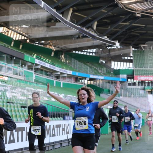 06.10.2024 - 19. swb-Marathon Bremen Yannick Fuchs http://msf.ph/oto/7449337 06.10.2024 10:31:26 Laufen im Stadion 7004, 7005, 7044, 7233, 7250, 7362, 7439, 7467, 7486, 7545, 7546, 7659, 7730, 7785, 7806, 7947, 7990, 8014, 8040, 8058, 8237, 8267, 8268, 8274, 8305, 8346, 8388, 8433, 8459, 8512, 8520, 8521, 8538, 8553, 8586, 8605, 8614, 8624, 8633, 8634, 8646, 8674, 8676, 8677, 8710, 8717, 8761, 8776, 8807, 8823, 8883, 8958, 8971, 8998, 9012, 9037, 9050, 9067, 9075, 9119, 9131 meine-sportfotos.de