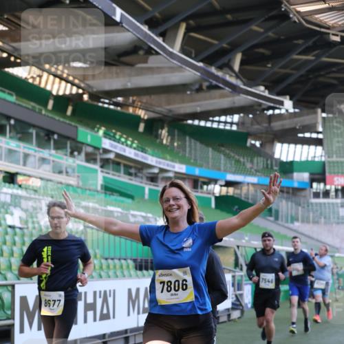 06.10.2024 - 19. swb-Marathon Bremen Yannick Fuchs http://msf.ph/oto/7449341 06.10.2024 10:31:26 Laufen im Stadion 7004, 7005, 7044, 7233, 7250, 7362, 7439, 7467, 7486, 7545, 7546, 7659, 7730, 7785, 7806, 7947, 7990, 8014, 8040, 8058, 8237, 8267, 8268, 8274, 8305, 8346, 8388, 8433, 8459, 8512, 8520, 8521, 8538, 8553, 8586, 8605, 8614, 8624, 8633, 8634, 8646, 8674, 8676, 8677, 8710, 8717, 8761, 8776, 8807, 8823, 8883, 8958, 8971, 8998, 9012, 9037, 9050, 9067, 9075, 9119, 9131 meine-sportfotos.de