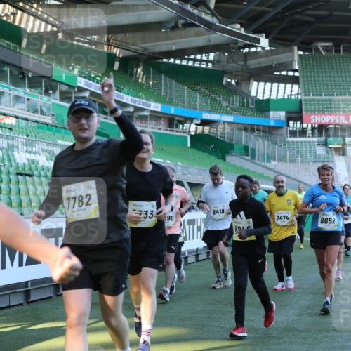 06.10.2024 - 19. swb-Marathon Bremen Yannick Fuchs http://msf.ph/oto/7449518 06.10.2024 10:31:59 Laufen im Stadion 7005, 7007, 7055, 7087, 7090, 7225, 7233, 7308, 7379, 7380, 7386, 7415, 7467, 7469, 7474, 7482, 7486, 7493, 7545, 7575, 7600, 7628, 7637, 7689, 7750, 7762, 7782, 7794, 7846, 7847, 7850, 7872, 7894, 7974, 8013, 8040, 8052, 8061, 8111, 8112, 8123, 8132, 8233, 8276, 8304, 8305, 8324, 8413, 8416, 8418, 8459, 8557, 8576, 8584, 8614, 8624, 8676, 8710, 8744, 8756, 8757, 8761, 8769, 8772, 8790, 8807, 8826, 8868, 8874, 8971, 9050, 9067 meine-sportfotos.de