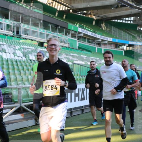 06.10.2024 - 19. swb-Marathon Bremen Yannick Fuchs http://msf.ph/oto/7449596 06.10.2024 10:32:08 Laufen im Stadion 7005, 7007, 7055, 7087, 7090, 7189, 7225, 7233, 7308, 7379, 7380, 7382, 7386, 7415, 7457, 7469, 7474, 7482, 7486, 7493, 7545, 7551, 7575, 7600, 7628, 7637, 7689, 7750, 7762, 7782, 7794, 7846, 7847, 7850, 7872, 7894, 7974, 8013, 8052, 8061, 8111, 8112, 8123, 8132, 8161, 8162, 8231, 8233, 8276, 8304, 8305, 8322, 8324, 8325, 8339, 8377, 8413, 8416, 8418, 8431, 8557, 8576, 8584, 8598, 8641, 8738, 8744, 8756, 8757, 8769, 8772, 8790, 8826, 8840, 8867, 8868, 8874, 9050, 9067 meine-sportfotos.de