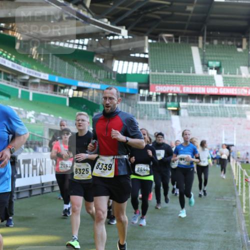 06.10.2024 - 19. swb-Marathon Bremen Yannick Fuchs http://msf.ph/oto/7449709 06.10.2024 10:32:22 Laufen im Stadion 7007, 7055, 7087, 7090, 7179, 7189, 7308, 7379, 7382, 7386, 7415, 7425, 7457, 7469, 7474, 7481, 7482, 7493, 7551, 7600, 7637, 7689, 7750, 7782, 7846, 7850, 7894, 7974, 7975, 8045, 8052, 8061, 8111, 8112, 8119, 8132, 8161, 8162, 8231, 8276, 8317, 8322, 8324, 8325, 8339, 8359, 8377, 8413, 8418, 8431, 8576, 8584, 8598, 8616, 8641, 8682, 8683, 8738, 8744, 8756, 8757, 8759, 8772, 8790, 8822, 8826, 8840, 8867, 8868, 8874, 9021, 9100, 9108, 9115, 9130 meine-sportfotos.de
