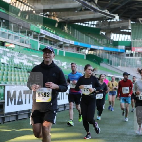 06.10.2024 - 19. swb-Marathon Bremen Yannick Fuchs http://msf.ph/oto/7449820 06.10.2024 10:32:33 Laufen im Stadion 7050, 7087, 7126, 7179, 7189, 7308, 7379, 7382, 7415, 7425, 7457, 7469, 7481, 7482, 7499, 7551, 7574, 7600, 7637, 7734, 7735, 7750, 7846, 7865, 7975, 8045, 8061, 8111, 8112, 8119, 8132, 8137, 8161, 8162, 8231, 8276, 8317, 8322, 8324, 8325, 8339, 8348, 8359, 8361, 8377, 8431, 8432, 8598, 8616, 8641, 8663, 8682, 8683, 8700, 8738, 8756, 8759, 8772, 8790, 8822, 8826, 8840, 8867, 8868, 8934, 9021, 9100, 9108, 9115, 9117, 9130 meine-sportfotos.de