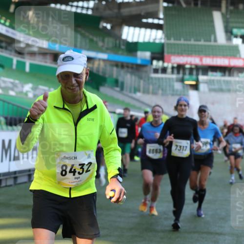 06.10.2024 - 19. swb-Marathon Bremen Yannick Fuchs http://msf.ph/oto/7449961 06.10.2024 10:32:54 Laufen im Stadion 7028, 7049, 7050, 7057, 7108, 7125, 7126, 7179, 7316, 7317, 7354, 7373, 7375, 7425, 7442, 7477, 7481, 7499, 7506, 7574, 7621, 7656, 7678, 7734, 7735, 7751, 7758, 7849, 7865, 7975, 8020, 8022, 8034, 8045, 8048, 8119, 8137, 8189, 8314, 8315, 8317, 8348, 8359, 8361, 8384, 8432, 8479, 8485, 8504, 8540, 8616, 8643, 8663, 8682, 8683, 8686, 8700, 8705, 8724, 8759, 8822, 8852, 8858, 8934, 9021, 9100, 9108, 9112, 9115, 9117, 9130 meine-sportfotos.de