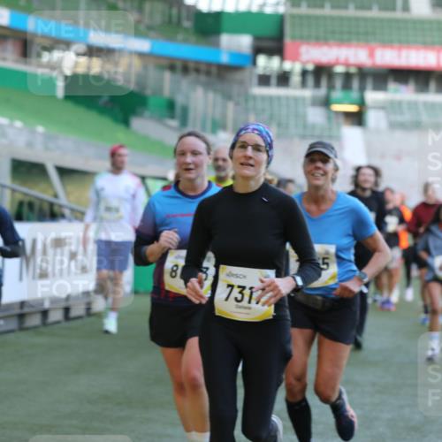 06.10.2024 - 19. swb-Marathon Bremen Yannick Fuchs http://msf.ph/oto/7449971 06.10.2024 10:32:56 Laufen im Stadion 7028, 7049, 7050, 7057, 7108, 7125, 7126, 7179, 7316, 7317, 7354, 7373, 7375, 7425, 7442, 7477, 7481, 7499, 7506, 7574, 7621, 7656, 7678, 7734, 7735, 7751, 7758, 7801, 7849, 7865, 7975, 8020, 8022, 8034, 8045, 8048, 8119, 8137, 8189, 8314, 8315, 8317, 8348, 8361, 8384, 8432, 8479, 8485, 8504, 8540, 8616, 8643, 8663, 8682, 8683, 8686, 8700, 8705, 8724, 8759, 8822, 8852, 8858, 8934, 9021, 9100, 9108, 9112, 9115, 9117, 9130 meine-sportfotos.de