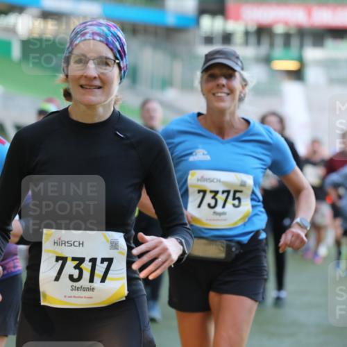 06.10.2024 - 19. swb-Marathon Bremen Yannick Fuchs http://msf.ph/oto/7449978 06.10.2024 10:32:57 Laufen im Stadion 7028, 7049, 7050, 7057, 7108, 7125, 7126, 7179, 7316, 7317, 7354, 7373, 7375, 7425, 7442, 7477, 7481, 7499, 7506, 7574, 7621, 7656, 7678, 7734, 7735, 7751, 7758, 7801, 7849, 7865, 7975, 8020, 8022, 8034, 8045, 8048, 8119, 8137, 8189, 8314, 8315, 8317, 8348, 8361, 8384, 8432, 8479, 8485, 8504, 8540, 8643, 8663, 8686, 8700, 8705, 8724, 8759, 8822, 8852, 8858, 8864, 8934, 9021, 9100, 9108, 9112, 9115, 9117, 9130 meine-sportfotos.de