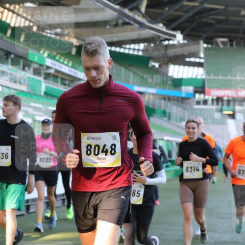 06.10.2024 - 19. swb-Marathon Bremen Yannick Fuchs http://msf.ph/oto/7450044 06.10.2024 10:33:04 Laufen im Stadion 7028, 7049, 7050, 7057, 7108, 7125, 7126, 7316, 7317, 7333, 7354, 7373, 7375, 7425, 7442, 7477, 7499, 7506, 7574, 7621, 7656, 7678, 7734, 7735, 7751, 7758, 7801, 7849, 7865, 7898, 8020, 8022, 8034, 8045, 8048, 8137, 8153, 8189, 8224, 8241, 8314, 8315, 8317, 8348, 8361, 8384, 8432, 8479, 8485, 8504, 8540, 8643, 8663, 8686, 8700, 8705, 8724, 8759, 8852, 8858, 8864, 8934, 8986, 9059, 9112, 9114, 9115, 9117, 9126 meine-sportfotos.de