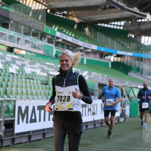 06.10.2024 - 19. swb-Marathon Bremen Yannick Fuchs http://msf.ph/oto/7450078 06.10.2024 10:33:08 Laufen im Stadion 7028, 7049, 7050, 7057, 7108, 7125, 7126, 7316, 7317, 7333, 7354, 7373, 7375, 7442, 7477, 7499, 7506, 7509, 7510, 7574, 7621, 7656, 7678, 7734, 7735, 7751, 7758, 7801, 7849, 7865, 7898, 8020, 8022, 8034, 8048, 8137, 8153, 8189, 8194, 8224, 8241, 8314, 8315, 8348, 8361, 8384, 8432, 8479, 8485, 8504, 8540, 8643, 8663, 8686, 8700, 8705, 8724, 8852, 8858, 8864, 8934, 8986, 9059, 9112, 9114, 9117, 9126 meine-sportfotos.de