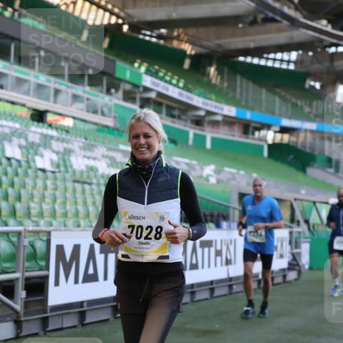 06.10.2024 - 19. swb-Marathon Bremen Yannick Fuchs http://msf.ph/oto/7450080 06.10.2024 10:33:09 Laufen im Stadion 7028, 7049, 7050, 7057, 7108, 7125, 7126, 7316, 7317, 7333, 7354, 7373, 7375, 7442, 7477, 7499, 7506, 7509, 7510, 7574, 7621, 7656, 7678, 7734, 7735, 7751, 7758, 7801, 7849, 7865, 7898, 8020, 8022, 8034, 8048, 8137, 8153, 8189, 8194, 8224, 8241, 8314, 8315, 8348, 8361, 8384, 8432, 8479, 8485, 8504, 8540, 8643, 8663, 8686, 8700, 8705, 8724, 8852, 8858, 8864, 8934, 8986, 9059, 9112, 9114, 9117, 9126 meine-sportfotos.de
