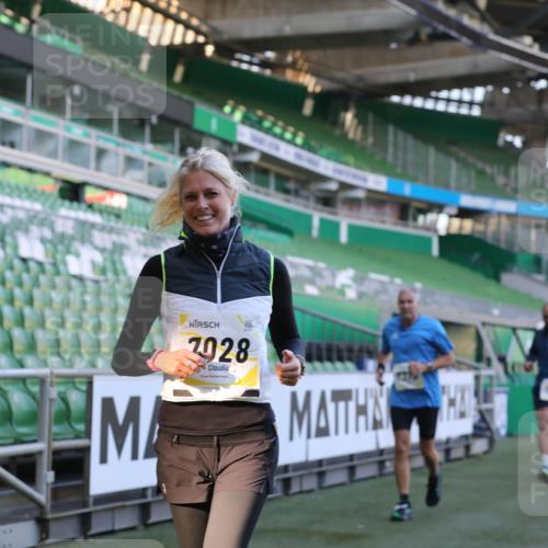 06.10.2024 - 19. swb-Marathon Bremen Yannick Fuchs http://msf.ph/oto/7450082 06.10.2024 10:33:09 Laufen im Stadion 7028, 7049, 7050, 7057, 7108, 7125, 7126, 7316, 7317, 7333, 7354, 7373, 7375, 7442, 7477, 7499, 7506, 7509, 7510, 7574, 7621, 7656, 7678, 7734, 7735, 7751, 7758, 7801, 7849, 7865, 7898, 8020, 8022, 8034, 8048, 8137, 8153, 8189, 8194, 8224, 8241, 8314, 8315, 8348, 8361, 8384, 8432, 8479, 8485, 8504, 8540, 8643, 8663, 8686, 8700, 8705, 8724, 8852, 8858, 8864, 8934, 8986, 9059, 9112, 9114, 9117, 9126 meine-sportfotos.de