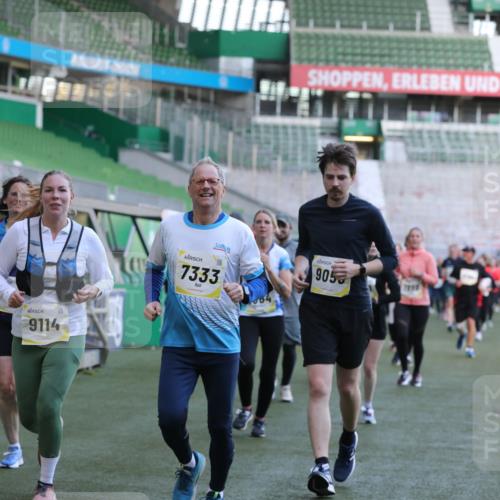 06.10.2024 - 19. swb-Marathon Bremen Yannick Fuchs http://msf.ph/oto/7450157 06.10.2024 10:33:19 Laufen im Stadion 7028, 7049, 7057, 7108, 7125, 7201, 7269, 7316, 7317, 7333, 7354, 7373, 7375, 7442, 7477, 7506, 7509, 7510, 7608, 7621, 7656, 7678, 7751, 7758, 7801, 7849, 7898, 8020, 8022, 8034, 8048, 8153, 8189, 8194, 8195, 8224, 8241, 8308, 8314, 8315, 8384, 8451, 8479, 8485, 8504, 8534, 8540, 8611, 8643, 8653, 8686, 8705, 8724, 8798, 8852, 8858, 8864, 8986, 9003, 9041, 9053, 9059, 9072, 9073, 9112, 9114, 9126 meine-sportfotos.de