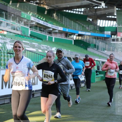 06.10.2024 - 19. swb-Marathon Bremen Yannick Fuchs http://msf.ph/oto/7450208 06.10.2024 10:33:23 Laufen im Stadion 7028, 7049, 7057, 7108, 7125, 7201, 7202, 7203, 7269, 7316, 7330, 7332, 7333, 7354, 7442, 7506, 7509, 7510, 7608, 7621, 7663, 7751, 7758, 7801, 7849, 7867, 7869, 7898, 7997, 8020, 8022, 8034, 8048, 8153, 8189, 8194, 8195, 8224, 8241, 8308, 8314, 8315, 8384, 8451, 8504, 8534, 8540, 8611, 8643, 8653, 8686, 8705, 8724, 8798, 8852, 8864, 8986, 9003, 9041, 9053, 9059, 9072, 9073, 9114, 9126 meine-sportfotos.de