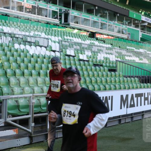 06.10.2024 - 19. swb-Marathon Bremen Yannick Fuchs http://msf.ph/oto/7450227 06.10.2024 10:33:30 Laufen im Stadion 7028, 7049, 7057, 7076, 7108, 7123, 7125, 7201, 7202, 7203, 7269, 7282, 7316, 7330, 7332, 7333, 7354, 7506, 7509, 7510, 7577, 7608, 7621, 7663, 7751, 7801, 7855, 7867, 7869, 7898, 7997, 8034, 8153, 8189, 8194, 8195, 8224, 8241, 8263, 8269, 8308, 8384, 8451, 8534, 8540, 8579, 8611, 8643, 8653, 8798, 8852, 8864, 8986, 9003, 9041, 9053, 9059, 9072, 9073, 9114, 9126 meine-sportfotos.de