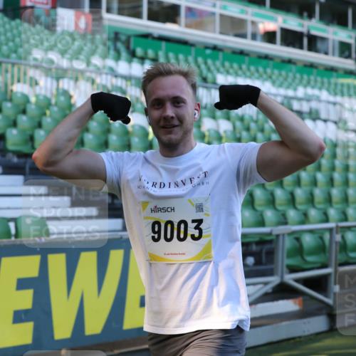 06.10.2024 - 19. swb-Marathon Bremen Yannick Fuchs http://msf.ph/oto/7450242 06.10.2024 10:33:33 Laufen im Stadion 7049, 7057, 7076, 7108, 7123, 7125, 7201, 7202, 7203, 7269, 7282, 7330, 7332, 7333, 7354, 7358, 7506, 7509, 7510, 7577, 7608, 7621, 7663, 7801, 7855, 7867, 7869, 7898, 7997, 8034, 8113, 8153, 8189, 8194, 8195, 8224, 8241, 8263, 8269, 8308, 8384, 8451, 8534, 8540, 8579, 8607, 8608, 8611, 8653, 8798, 8852, 8864, 8986, 9003, 9041, 9053, 9059, 9072, 9073, 9114, 9126 meine-sportfotos.de