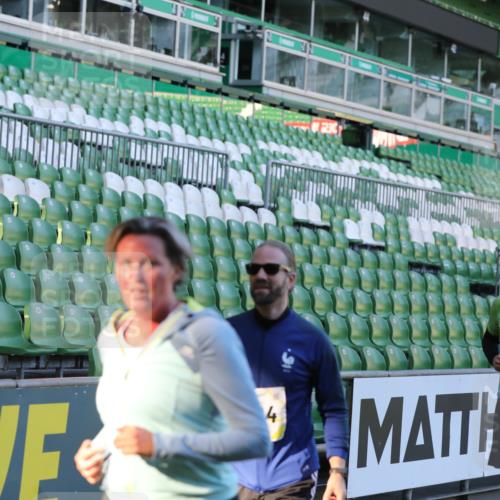 06.10.2024 - 19. swb-Marathon Bremen Yannick Fuchs http://msf.ph/oto/7450269 06.10.2024 10:33:49 Laufen im Stadion 7076, 7122, 7123, 7130, 7201, 7202, 7203, 7227, 7264, 7269, 7282, 7330, 7332, 7358, 7404, 7418, 7509, 7510, 7577, 7608, 7663, 7693, 7723, 7811, 7832, 7848, 7855, 7867, 7869, 7886, 7935, 7997, 8033, 8113, 8178, 8179, 8190, 8194, 8195, 8197, 8224, 8235, 8236, 8263, 8269, 8308, 8326, 8399, 8414, 8415, 8435, 8451, 8463, 8534, 8546, 8579, 8607, 8608, 8611, 8612, 8640, 8653, 8694, 8798, 9003, 9041, 9053, 9072, 9073 meine-sportfotos.de