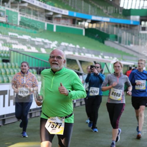 06.10.2024 - 19. swb-Marathon Bremen Yannick Fuchs http://msf.ph/oto/7450300 06.10.2024 10:33:52 Laufen im Stadion 7040, 7076, 7122, 7123, 7130, 7201, 7202, 7203, 7227, 7264, 7269, 7282, 7330, 7332, 7358, 7404, 7418, 7577, 7608, 7663, 7693, 7718, 7723, 7811, 7832, 7848, 7855, 7867, 7869, 7886, 7935, 7997, 8033, 8113, 8178, 8179, 8190, 8195, 8197, 8208, 8235, 8236, 8263, 8269, 8293, 8308, 8326, 8382, 8399, 8414, 8415, 8435, 8451, 8463, 8534, 8546, 8579, 8607, 8608, 8611, 8612, 8640, 8653, 8694, 8798, 9003, 9041, 9053, 9072, 9073 meine-sportfotos.de