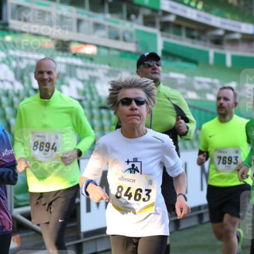 06.10.2024 - 19. swb-Marathon Bremen Yannick Fuchs http://msf.ph/oto/7450361 06.10.2024 10:34:07 Laufen im Stadion 7040, 7048, 7076, 7122, 7123, 7130, 7202, 7203, 7221, 7223, 7227, 7255, 7264, 7282, 7330, 7332, 7358, 7395, 7404, 7418, 7532, 7577, 7693, 7718, 7723, 7745, 7775, 7811, 7832, 7844, 7848, 7855, 7886, 7909, 7910, 7929, 7935, 7971, 7987, 7997, 8005, 8006, 8017, 8027, 8033, 8107, 8113, 8178, 8179, 8190, 8197, 8203, 8208, 8229, 8235, 8236, 8263, 8269, 8283, 8293, 8326, 8338, 8382, 8398, 8399, 8414, 8415, 8435, 8463, 8546, 8550, 8572, 8579, 8607, 8608, 8612, 8640, 8644, 8694 meine-sportfotos.de