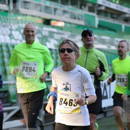 06.10.2024 - 19. swb-Marathon Bremen Yannick Fuchs http://msf.ph/oto/7450363 06.10.2024 10:34:08 Laufen im Stadion 7040, 7048, 7076, 7122, 7123, 7130, 7202, 7203, 7221, 7223, 7227, 7255, 7264, 7282, 7330, 7332, 7358, 7383, 7395, 7404, 7418, 7532, 7577, 7693, 7718, 7723, 7745, 7775, 7811, 7832, 7844, 7848, 7855, 7886, 7909, 7910, 7929, 7935, 7971, 7987, 8005, 8006, 8017, 8027, 8033, 8107, 8113, 8178, 8179, 8190, 8197, 8203, 8208, 8229, 8235, 8236, 8263, 8269, 8270, 8283, 8293, 8326, 8338, 8382, 8398, 8399, 8414, 8415, 8435, 8463, 8546, 8550, 8572, 8579, 8607, 8608, 8612, 8640, 8644, 8694 meine-sportfotos.de