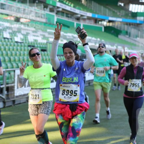 06.10.2024 - 19. swb-Marathon Bremen Yannick Fuchs http://msf.ph/oto/7450469 06.10.2024 10:35:11 Laufen im Stadion 7034, 7035, 7042, 7138, 7155, 7156, 7162, 7204, 7226, 7251, 7258, 7266, 7295, 7321, 7335, 7413, 7443, 7468, 7478, 7479, 7490, 7502, 7587, 7644, 7679, 7680, 7690, 7699, 7757, 7772, 7773, 7829, 7830, 7863, 7864, 7899, 7900, 7902, 7923, 7926, 7932, 7954, 7955, 7981, 8073, 8074, 8088, 8118, 8144, 8152, 8183, 8225, 8246, 8366, 8370, 8378, 8409, 8410, 8429, 8449, 8450, 8472, 8494, 8495, 8496, 8506, 8509, 8539, 8541, 8542, 8588, 8589, 8698, 8760, 8799, 8839, 8848, 8871 meine-sportfotos.de
