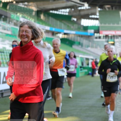 06.10.2024 - 19. swb-Marathon Bremen Yannick Fuchs http://msf.ph/oto/7450546 06.10.2024 10:35:25 Laufen im Stadion 7034, 7035, 7042, 7138, 7155, 7162, 7226, 7251, 7258, 7266, 7295, 7321, 7335, 7341, 7353, 7393, 7428, 7468, 7478, 7479, 7490, 7644, 7690, 7699, 7829, 7830, 7863, 7864, 7899, 7900, 7902, 7904, 7923, 7932, 7955, 7967, 8073, 8074, 8088, 8121, 8144, 8183, 8191, 8225, 8366, 8370, 8378, 8409, 8410, 8421, 8429, 8449, 8450, 8506, 8509, 8588, 8589, 8595, 8698, 8760, 8799, 8952, 9029 meine-sportfotos.de