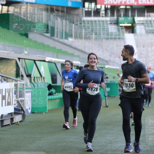 06.10.2024 - 19. swb-Marathon Bremen Yannick Fuchs http://msf.ph/oto/7450573 06.10.2024 10:35:31 Laufen im Stadion 7034, 7035, 7042, 7138, 7155, 7162, 7226, 7251, 7258, 7266, 7295, 7321, 7341, 7353, 7391, 7393, 7428, 7468, 7478, 7479, 7490, 7514, 7515, 7829, 7830, 7863, 7899, 7900, 7902, 7904, 7923, 7932, 7955, 7967, 8073, 8074, 8121, 8131, 8144, 8183, 8191, 8225, 8273, 8370, 8378, 8409, 8410, 8421, 8425, 8449, 8450, 8506, 8588, 8589, 8595, 8698, 8760, 8799, 8818, 8837, 8952, 8957, 9029, 9666 meine-sportfotos.de