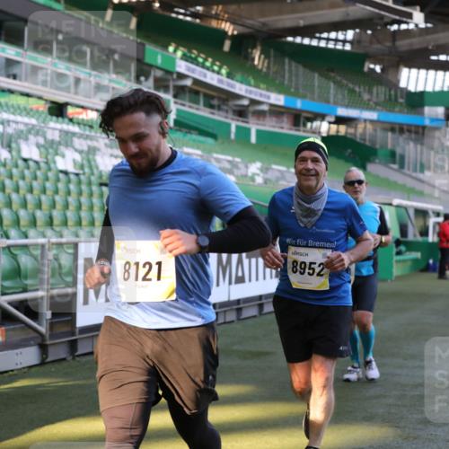 06.10.2024 - 19. swb-Marathon Bremen Yannick Fuchs http://msf.ph/oto/7450605 06.10.2024 10:35:38 Laufen im Stadion 7042, 7155, 7226, 7258, 7266, 7341, 7353, 7391, 7393, 7428, 7460, 7462, 7468, 7490, 7514, 7515, 7686, 7694, 7829, 7830, 7863, 7878, 7899, 7900, 7902, 7904, 7923, 7932, 7937, 7967, 7977, 8073, 8074, 8121, 8131, 8191, 8225, 8265, 8273, 8370, 8378, 8409, 8410, 8421, 8425, 8449, 8506, 8562, 8582, 8589, 8595, 8638, 8698, 8787, 8799, 8818, 8837, 8940, 8952, 8957, 9029, 9128, 9666 meine-sportfotos.de