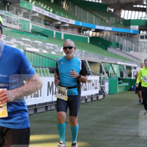 06.10.2024 - 19. swb-Marathon Bremen Yannick Fuchs http://msf.ph/oto/7450609 06.10.2024 10:35:39 Laufen im Stadion 7042, 7155, 7226, 7258, 7266, 7341, 7353, 7391, 7393, 7428, 7460, 7462, 7468, 7490, 7514, 7515, 7686, 7694, 7829, 7830, 7863, 7878, 7899, 7902, 7904, 7923, 7932, 7937, 7967, 7977, 8073, 8074, 8121, 8131, 8191, 8225, 8265, 8273, 8370, 8378, 8409, 8410, 8421, 8425, 8449, 8506, 8562, 8582, 8595, 8638, 8675, 8698, 8787, 8799, 8818, 8837, 8940, 8952, 8957, 9029, 9128, 9666 meine-sportfotos.de