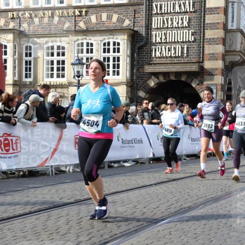 06.10.2024 - 19. swb-Marathon Bremen Strokosch-Dieckow http://msf.ph/oto/7471718 06.10.2024 14:06:20 Ziel 855, 1285, 2291, 2572, 2642, 2692, 2761, 3047, 3371, 3568, 3574, 3640, 4367, 4488, 4504, 4533, 4818, 5558, 5836, 5964, 6304 meine-sportfotos.de