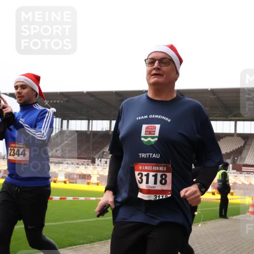 08.12.2024 - St. Pauli X-Mass-Run No. 14 Yannick Fuchs http://msf.ph/oto/7471794 08.12.2024 10:05:53 Ziel 175, 751, 932, 1178, 1243, 1605, 1643, 1650, 1957, 2077, 2306, 2308, 2344, 2435, 2474, 2603, 2864, 2866, 2908, 3114, 3115, 3118, 3184, 3302 meine-sportfotos.de