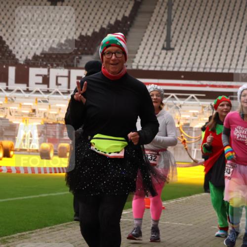 08.12.2024 - St. Pauli X-Mass-Run No. 14 Yannick Fuchs http://msf.ph/oto/7471810 08.12.2024 10:05:57 Ziel 65, 175, 751, 932, 1068, 1178, 1243, 1605, 1643, 1650, 2077, 2306, 2308, 2344, 2435, 2474, 2603, 2864, 2908, 3006, 3114, 3115, 3118, 3184, 3302 meine-sportfotos.de