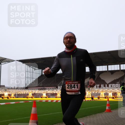 08.12.2024 - St. Pauli X-Mass-Run No. 14 Yannick Fuchs http://msf.ph/oto/7471820 08.12.2024 09:50:20 Ziel 2841, 3164 meine-sportfotos.de