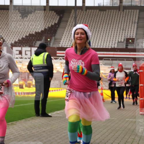 08.12.2024 - St. Pauli X-Mass-Run No. 14 Yannick Fuchs http://msf.ph/oto/7471846 08.12.2024 10:05:59 Ziel 65, 175, 751, 932, 1068, 1178, 1232, 1243, 1605, 1643, 1650, 2077, 2306, 2308, 2344, 2435, 2474, 2603, 2908, 3006, 3114, 3115, 3118, 3184, 3302 meine-sportfotos.de