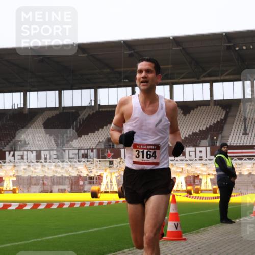 08.12.2024 - St. Pauli X-Mass-Run No. 14 Yannick Fuchs http://msf.ph/oto/7471857 08.12.2024 09:50:32 Ziel 2957, 3164 meine-sportfotos.de