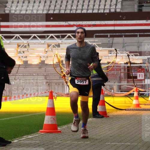 08.12.2024 - St. Pauli X-Mass-Run No. 14 Yannick Fuchs http://msf.ph/oto/7471884 08.12.2024 09:50:41 Ziel 2957 meine-sportfotos.de